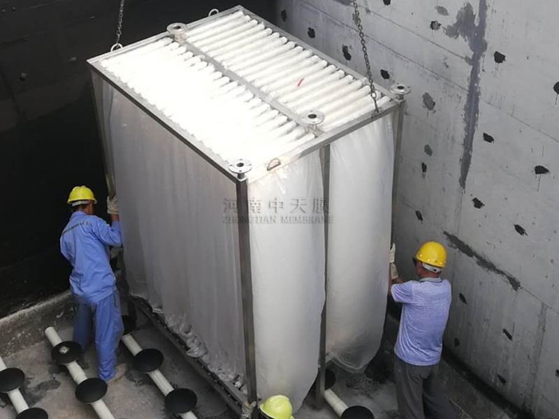 4000吨中水回用MBR膜组安装现场（12）