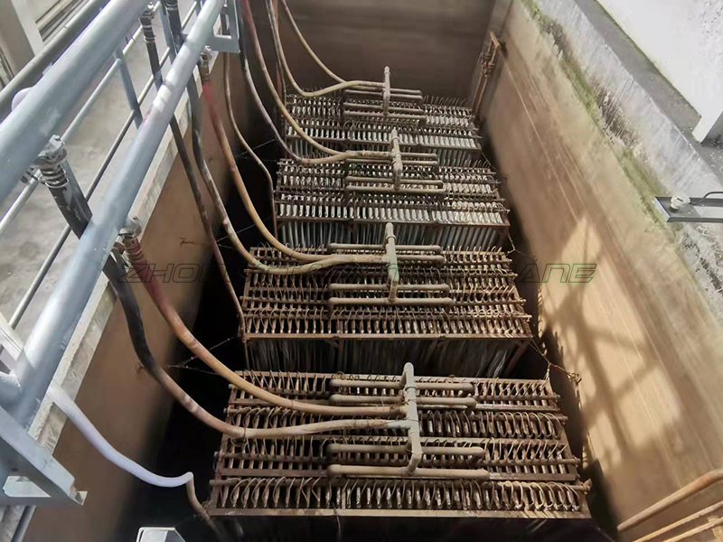 1000吨生活污水MBR膜组安装现场（三）